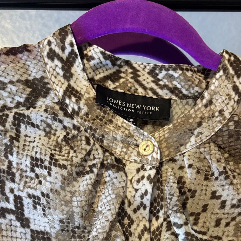 Jones New York Brown Patterned Top